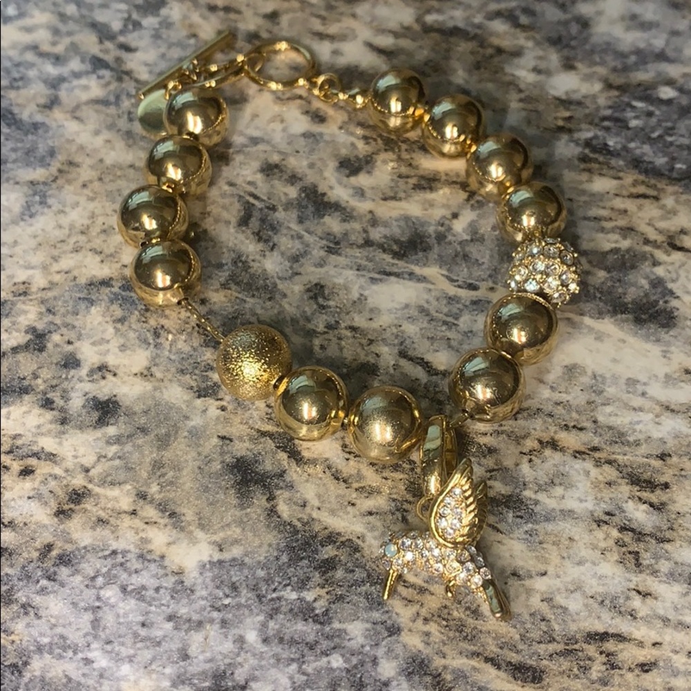 Bracelet w/ bird charm